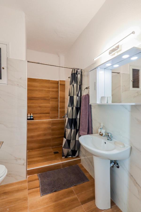 Grand Apartment Next To Center 3Bd 110Sqm 塞萨洛尼基 外观 照片