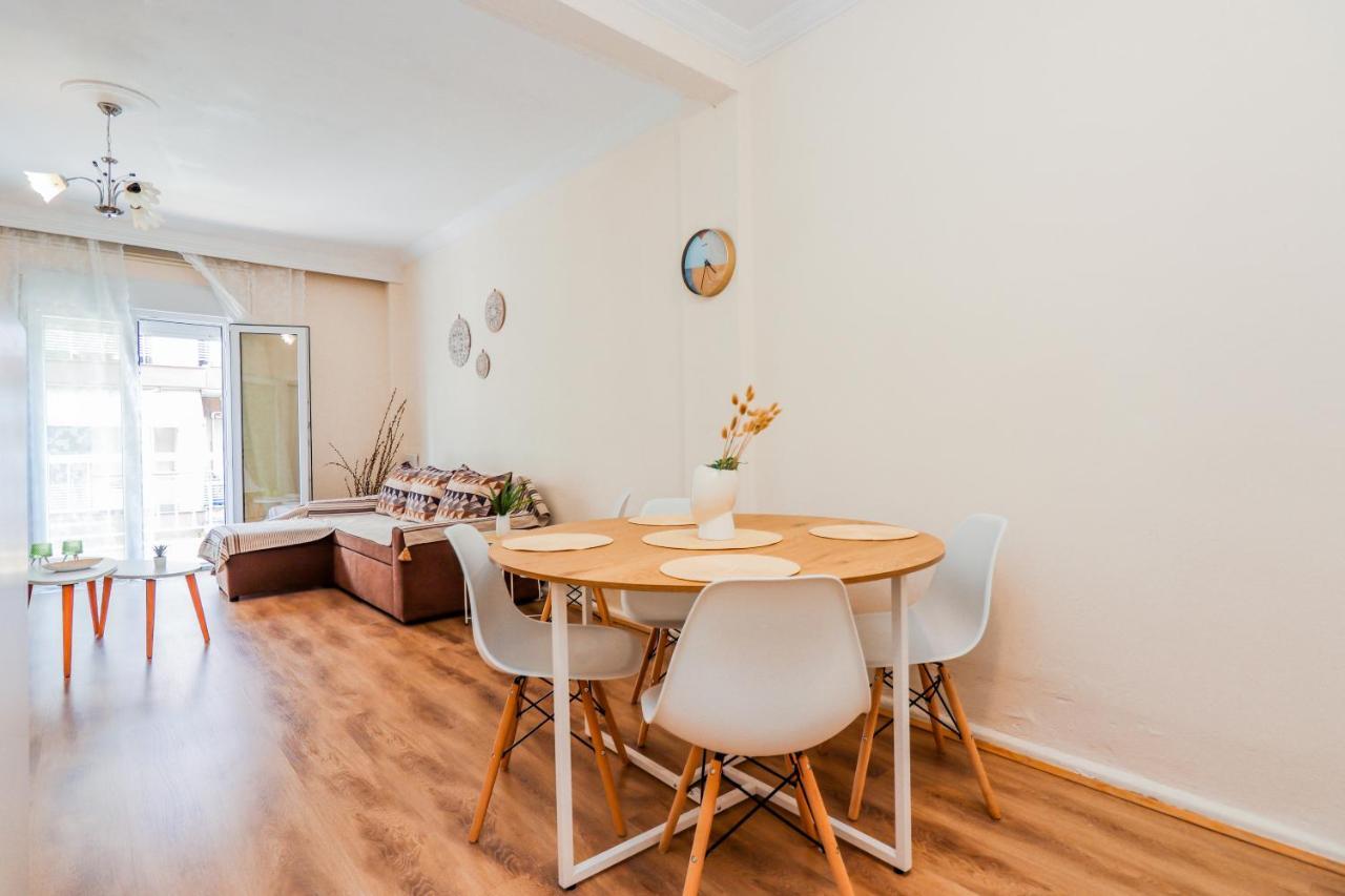 Grand Apartment Next To Center 3Bd 110Sqm 塞萨洛尼基 外观 照片