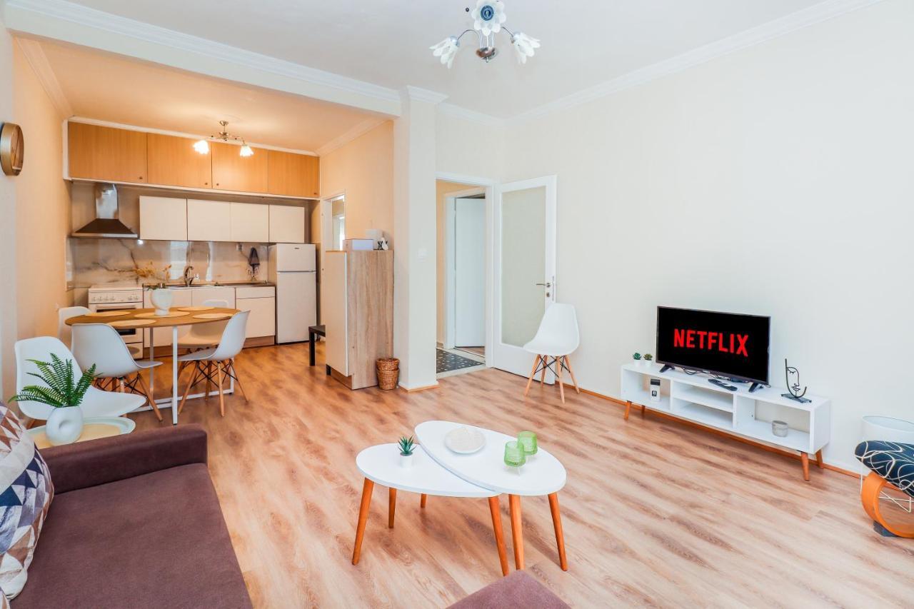 Grand Apartment Next To Center 3Bd 110Sqm 塞萨洛尼基 外观 照片